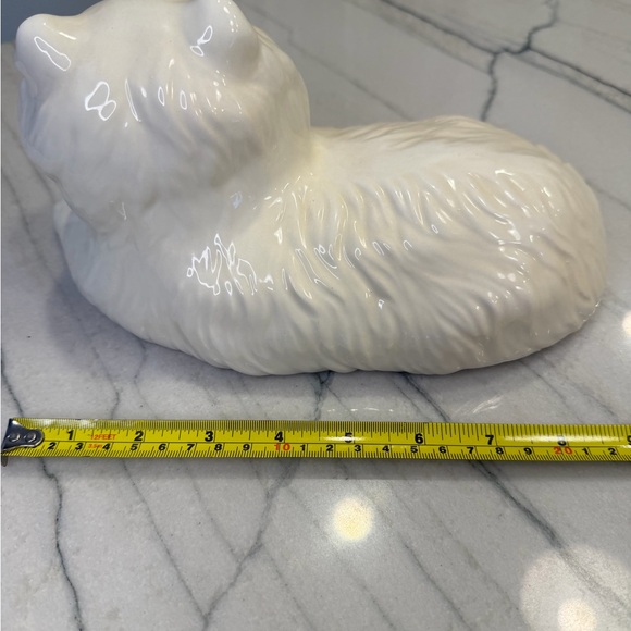 Vintage White Ceramic Cat Figurine - Picture 4 of 4